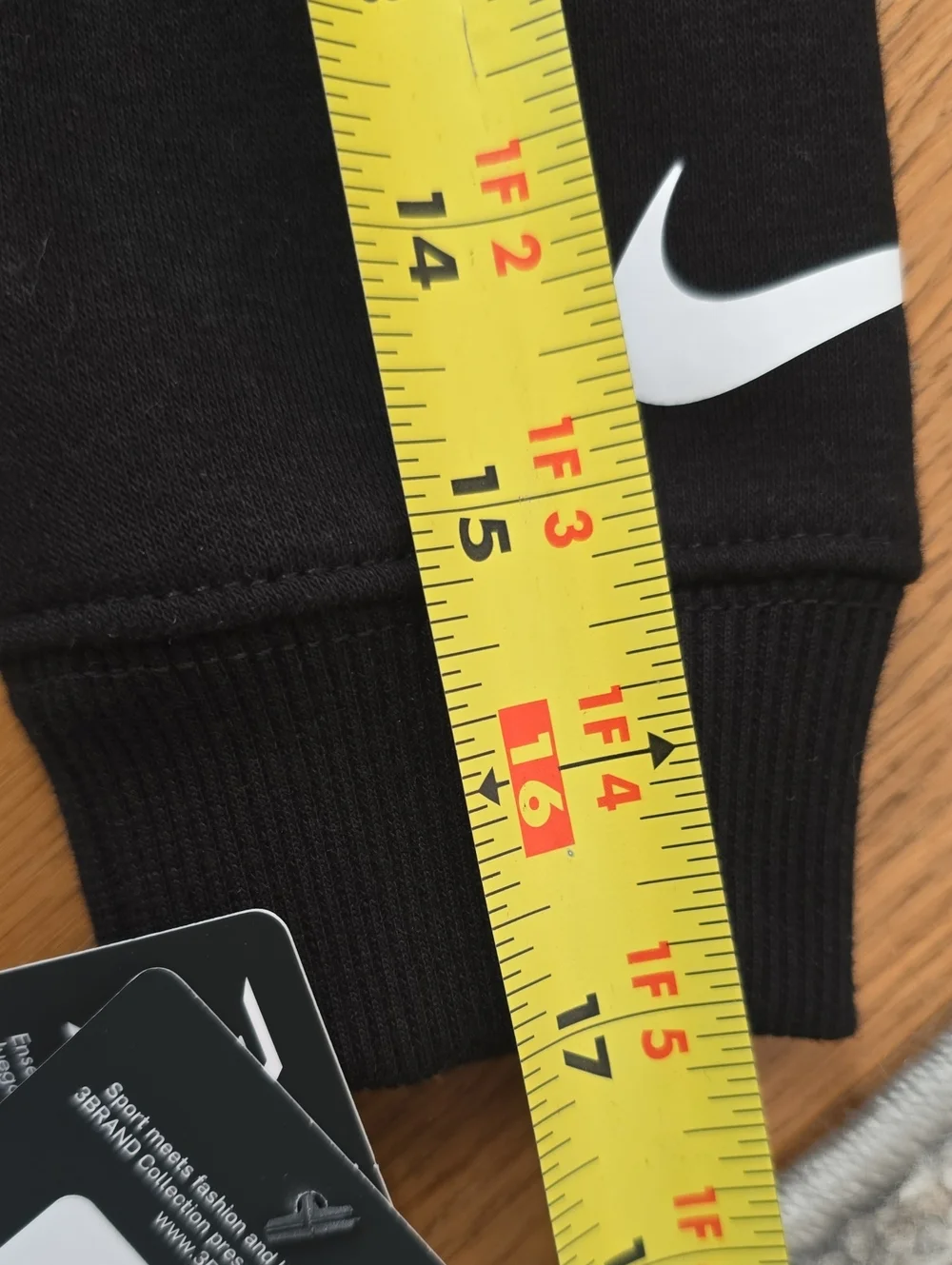 NIKE BRAND BOY'S BLACK 2 PIECE ACTIVE PANTS AND MATCHING PULLOVER HOODIE SIZE 6